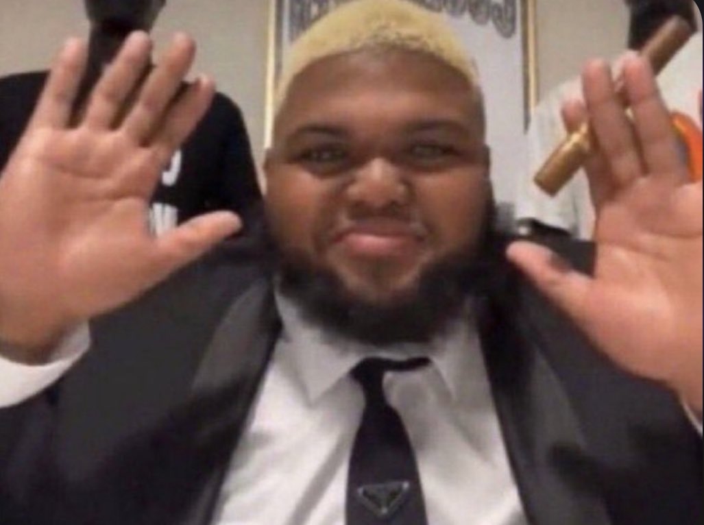 JuJu🎃 tweet media