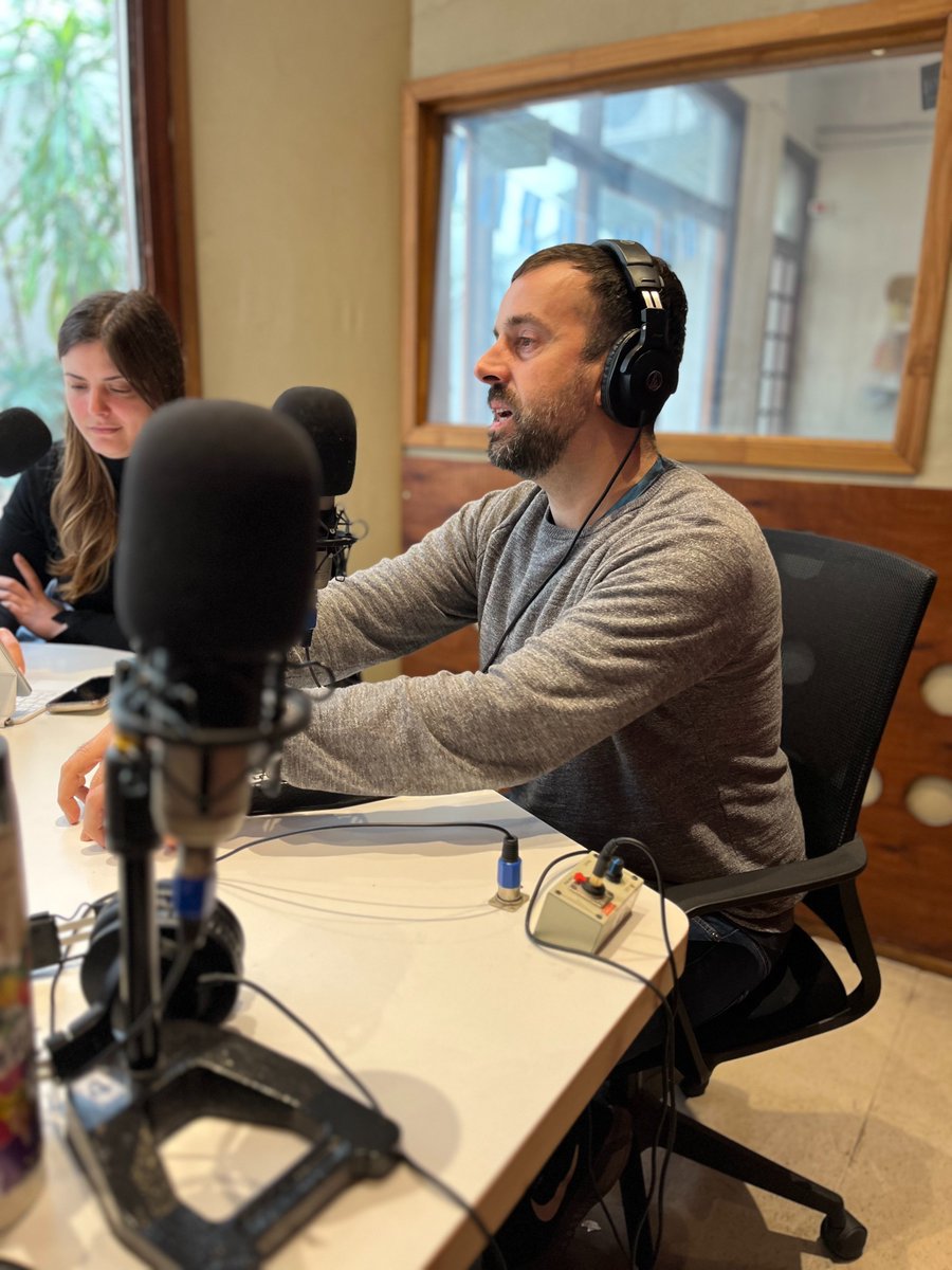 futurockOk's tweet photo. Ya estamos hablando con Nicolás Navarro de #WebcomicMutante y su convocatoria para sumar tu proyecto a su web.
¡Atentes! https://t.co/9qA1ZkHu6P