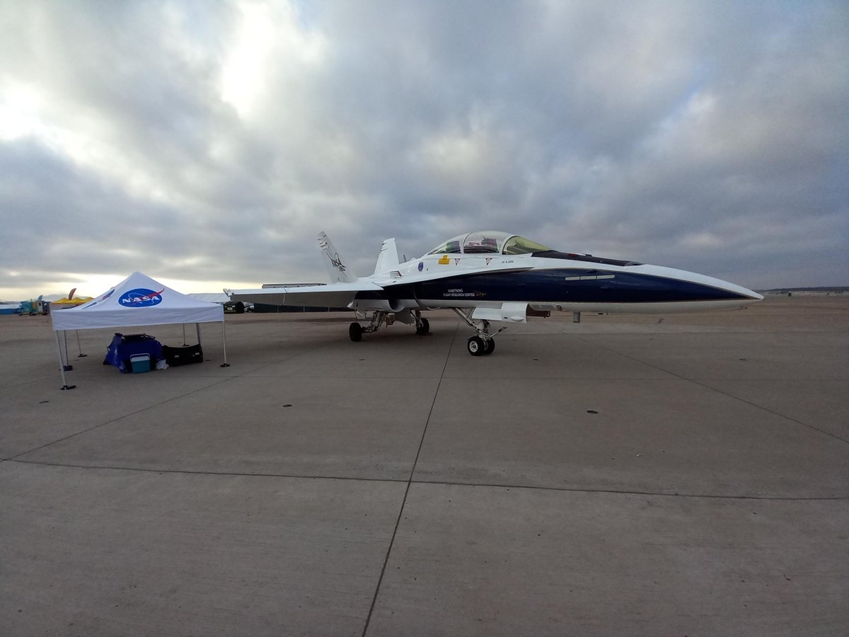 PeregrineDefen1's tweet photo. Sun keeps peaking through the clouds here at the #mcasairshow2023 Really great tech on display out here. Stop by our booth and tell Andy which aircraft you want to fly. https://t.co/DeBP8ZW4su