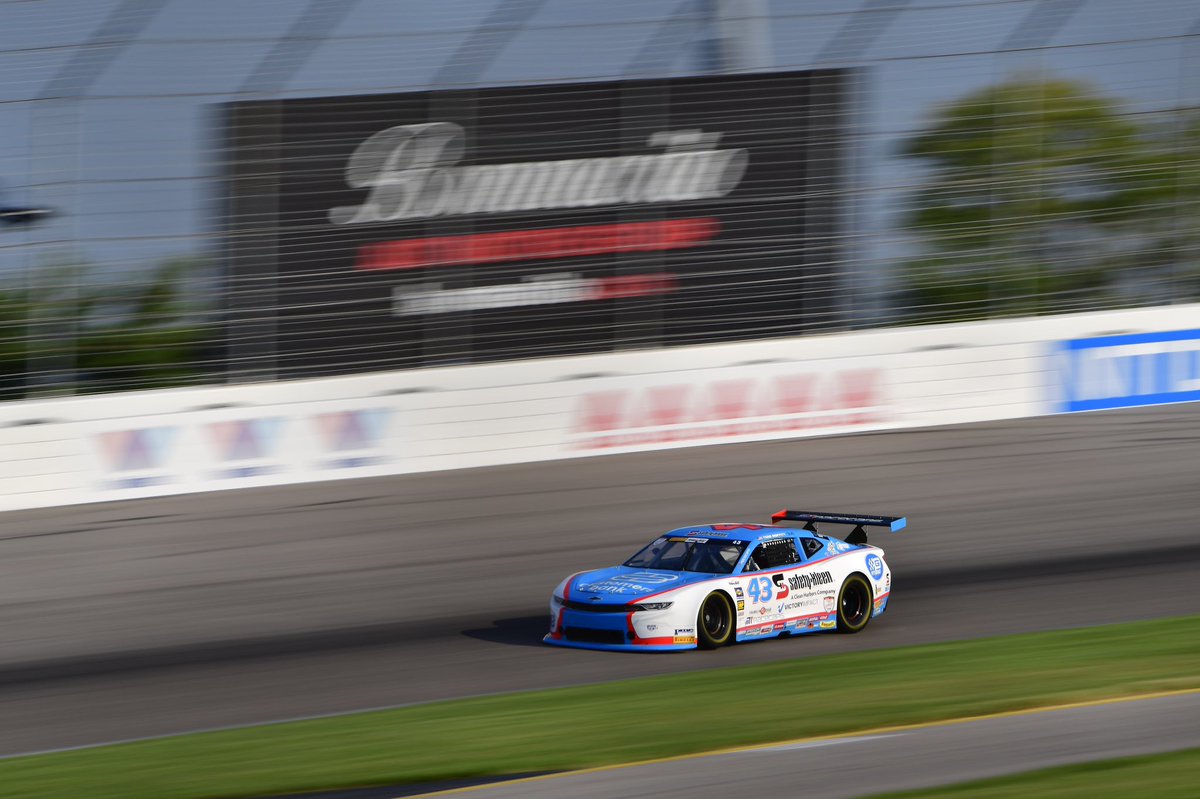 TeamSLRinsider's tweet photo. Qualifying is on the books at @WWTRaceway and our @thadmoffitt will start 11th and @MachavernRacing 23rd after a power steering issue for today’s 1 p.m. CT race. Watch the live stream on the @GoTransAm @YouTube channel. #ScreenYourMachine https://t.co/deCiP69WAu