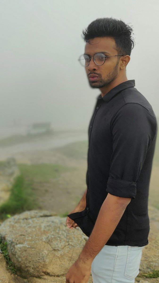 Vignshwar12's tweet photo. 2019 vs 2023!_! https://t.co/6HepJI09Dj