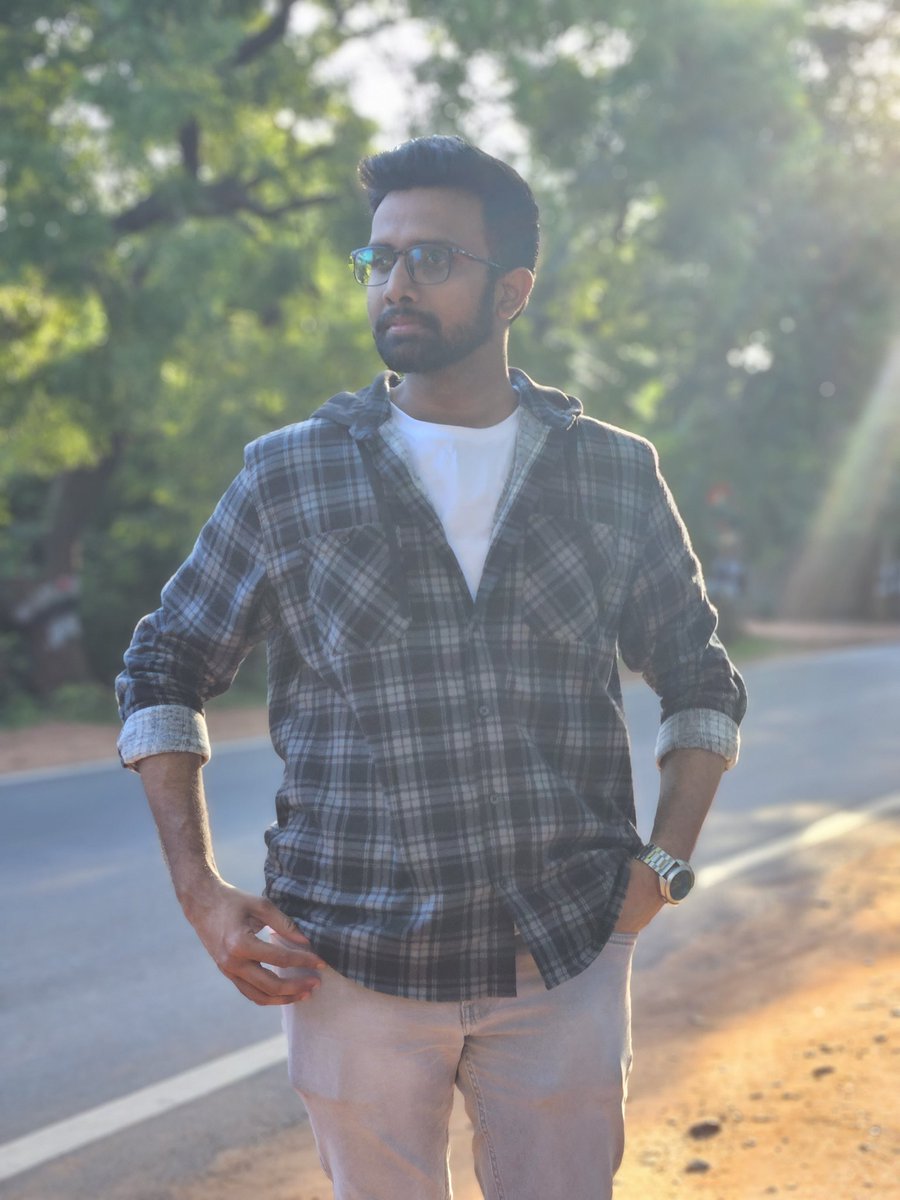 Vignshwar12's tweet photo. 2019 vs 2023!_! https://t.co/6HepJI09Dj