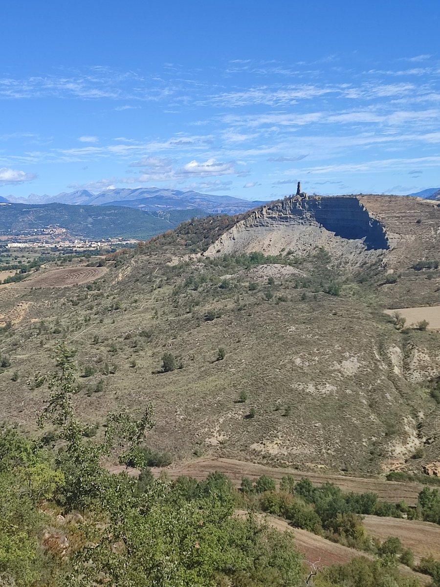 MartiPetitjan's tweet image. Ep, lo 7/10 tenim la caminada a poble vell de #puigcercos 2023 .
Si voleu gaudir d'un dia d'esport,i #geologia amb : pasta party, llangonissa, musica concerts,barra ,sortejos i bon ambient,no ho dubteu. inscripcions.cat/caminadapuigce… #pallars
#caminada #Catalunya