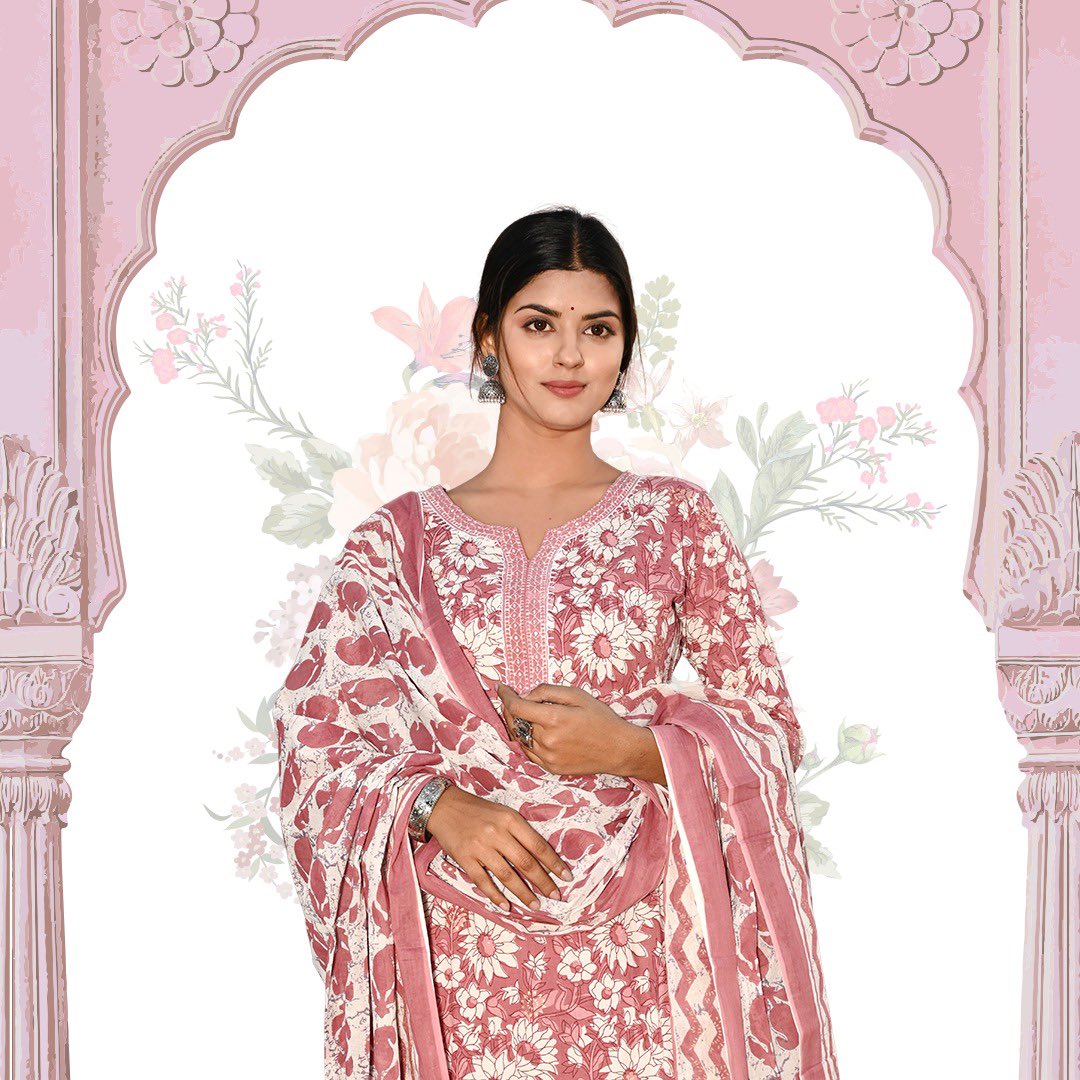 AdaaJaipur's tweet image. Adaa Jaipur's Tyohar Collection invites you to welcome the season's fresh vibes, unleash your festive charm, and truly shine.💫🌸

#adaajaipur #ethnicwear #ethniccollection #festiveseason #festivegown #festivewear #ootd #indianoutfit #designerdress #tyoharkishuruwaat