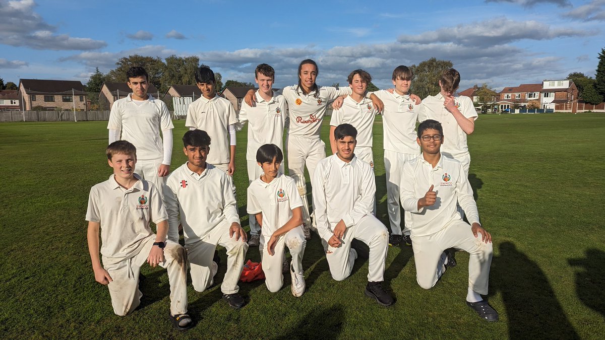 SWMCCJuniors's tweet photo. @SouthWestMcrCC under 15s chase down 102 with 5 overs to spare to complete the High Peak league and cup double! Well done boys! #SWMCC https://t.co/2eZ8d7Vgph