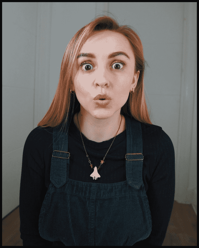 ytbios's tweet photo. Hannah Witton: Youtuber, A Story Unveiled, Secrets Exposed! #HannahWitton https://t.co/MRhT46uszN