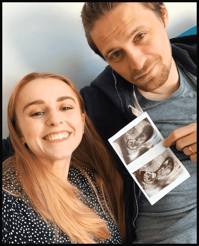 ytbios's tweet photo. Hannah Witton: Youtuber, A Story Unveiled, Secrets Exposed! #HannahWitton https://t.co/ofdz7q4Ygn