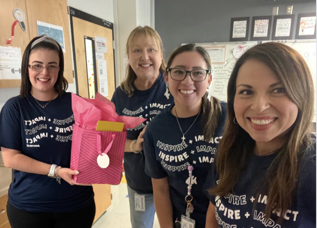 We ♥️ our TSS <a href="/NISDCole/">Cole Elementary</a>! Thank you Lauren for all you do. You’re amazing! <a href="/DawnZamoraSTEM/">Dawn Zamora</a> <a href="/NISDColeLibrary/">NISD Cole Library</a> <a href="/NISDTechTD/">NISD Technology Services Training & Development</a> 💜💛💜💛 #TheColeWay