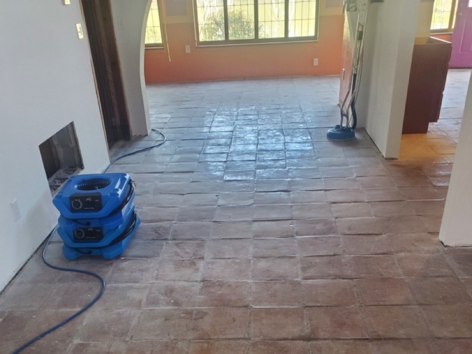 ecosteemers's tweet photo. Does your flooring need a little TLC? Eco Friendly Steemers is running a special offer on TILE &amp; GROUT CLEANING for $99*

Visit https://t.co/gY5Oq2S4xh and click REQUEST FREE ESTIMATE!

*Up to 200 sq. ft.
*$0.40 per additional sq. ft.
*Sealant available at $0.50 per sq. ft. https://t.co/gvYyuWlWzE