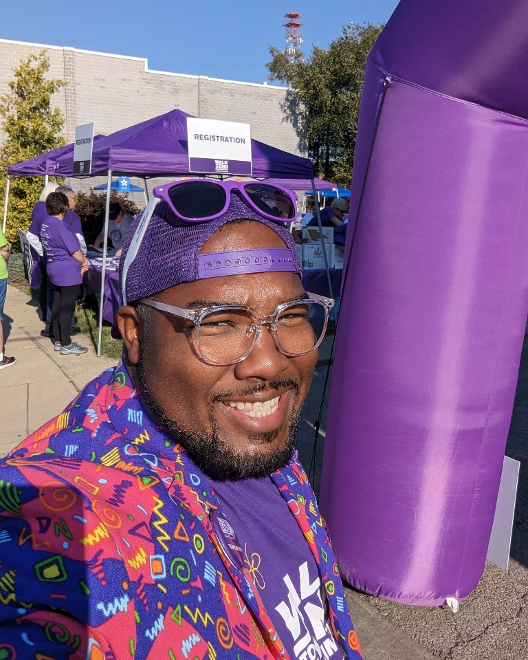 Honored to go back to my hometown Centralia to be the emcee for the #walk2endalz. Over 360,000 people in Illinois suffer from the Alzheimer's and other forms of dementia.

Today we were able to #showourpurplepride and make a difference in the fight to give a cure.