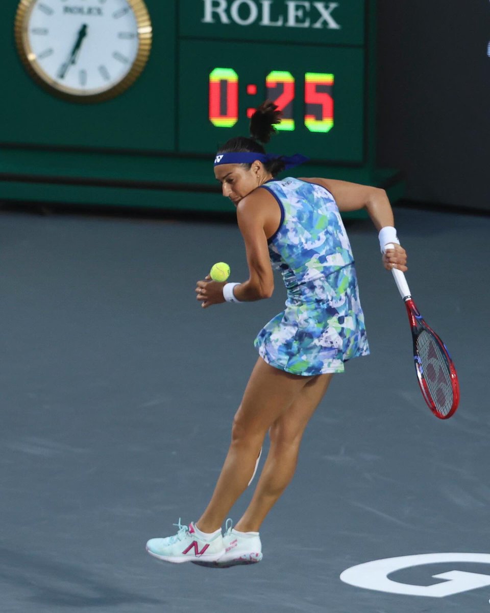 CaroGarcia's tweet photo. Yesterday’s coordination was not topnotch 🫣
Congrats on @mariasakkari for a great match and best of luck in the final !
Overall positive week with a semifinal🔥🙌🏻
Muchissimas gracias Mexico por el increible apoyo! Es un placer de volver cada vez HASTA LA PRÓXIMA ! 
#FlyWithCaro https://t.co/kCRtVbQuH4