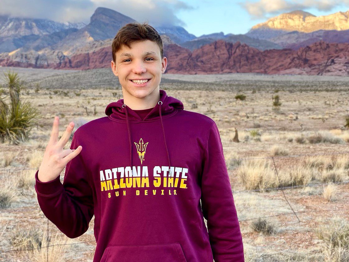 Ilya Kharun just dropped a 19.5 50 fly split in his first ever NCAA swim. This guy is NUTS and I feel like we have barely scratched the surface of his potential. He might be the missing piece that the Sun Devils need to claim their first NCAA title.