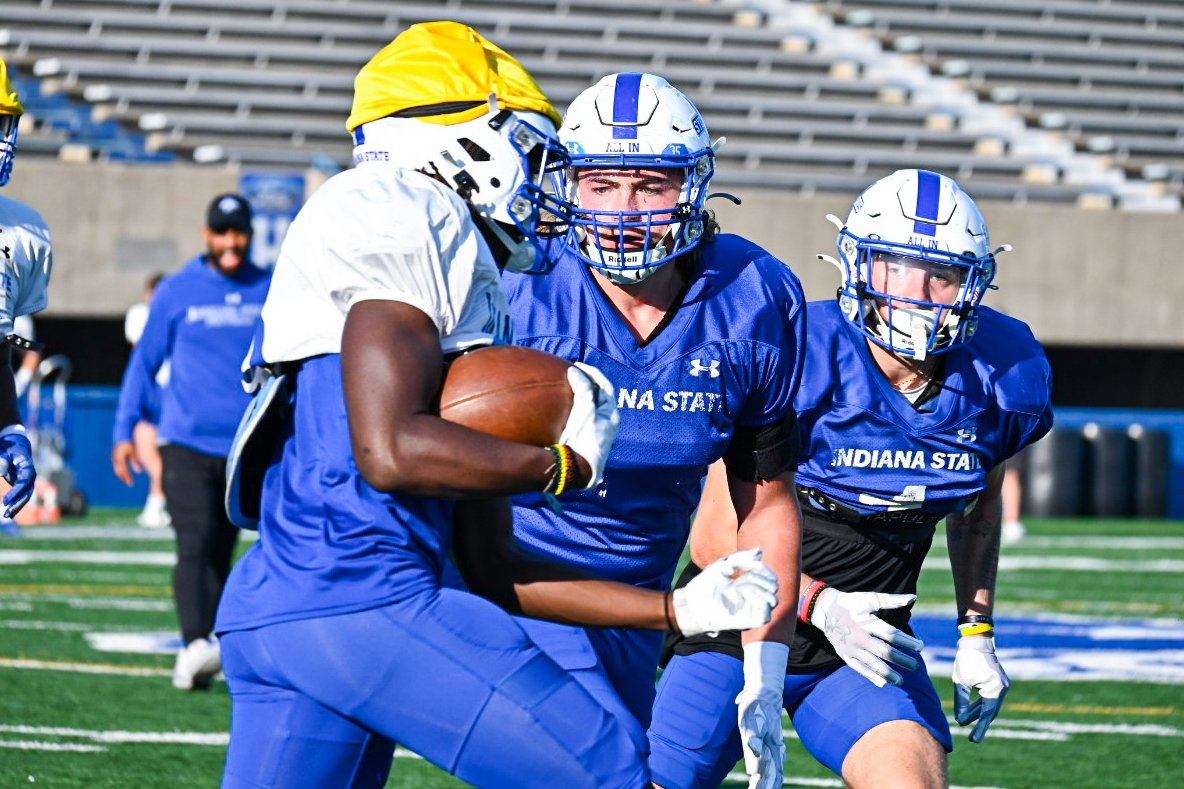 Saturdays are made for 🏈

Bye week doesn't mean we stop working!

One week from the start of #MVFC play

#MarchOn | #LeaveNoDoubt