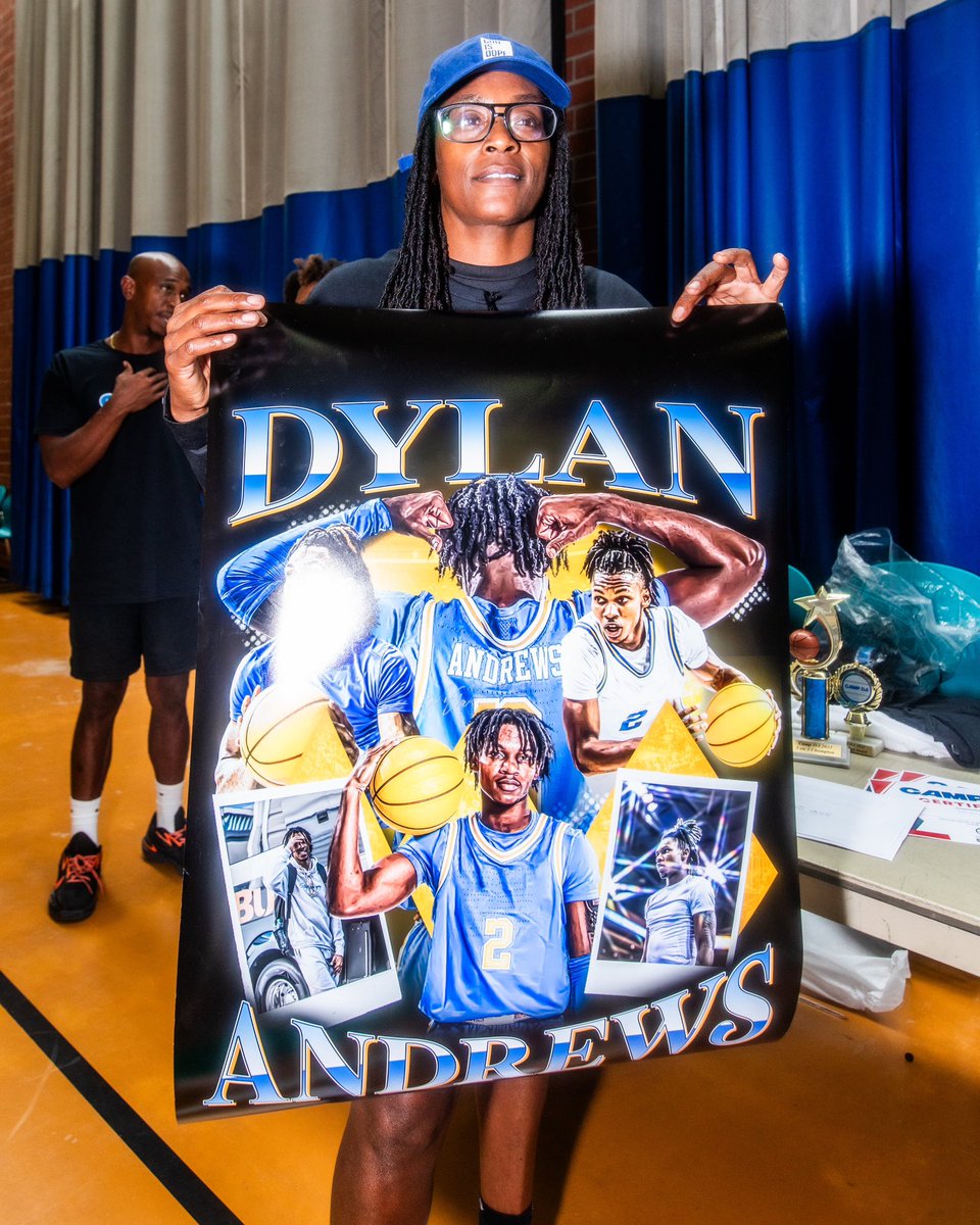 TheeCoachBreeze's tweet image. The CAMP DA  give away posters are at another level!!!! @dylan_andrews4.. So 🔥🔥🔥🔥 #ucla #uclambb #gardenaraised #mudcity
