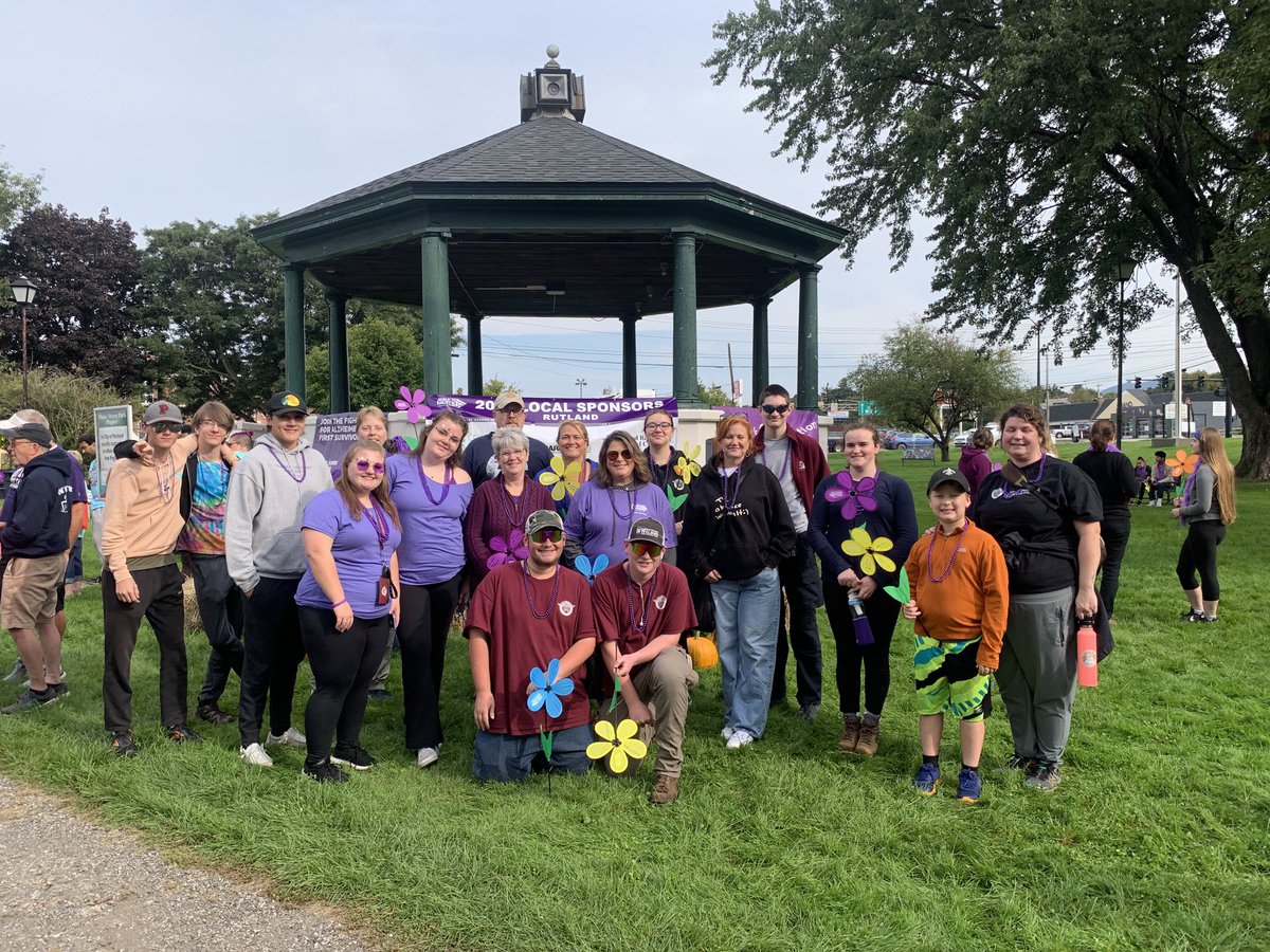 mconnor0629's tweet photo. Team #stc_vt is ready for the Walk to End Alzheimer’s today!!! #Walk2EndAlz #ENDALZ https://t.co/ZVV6gshg1o