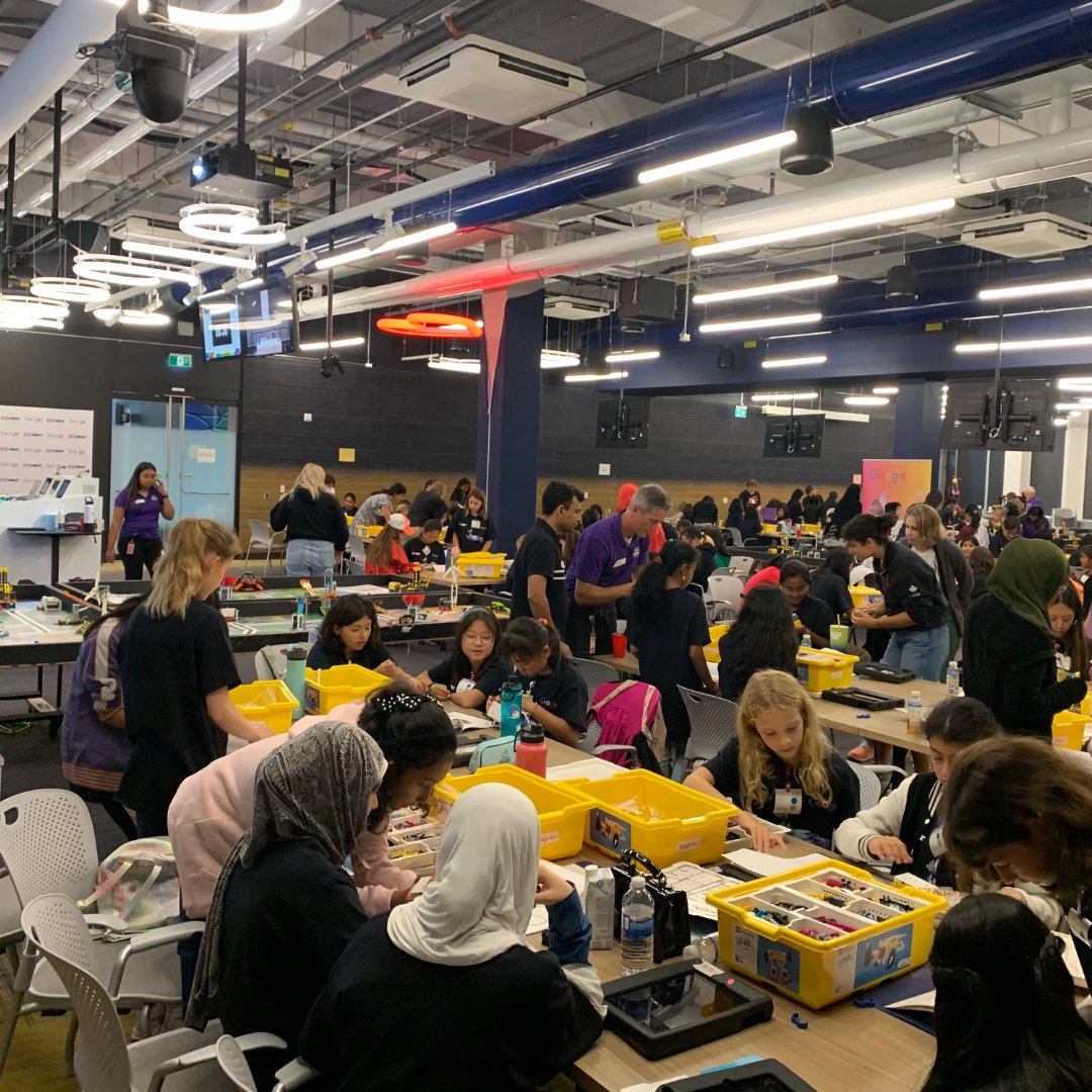 FIRST Robotics Canada tweet media