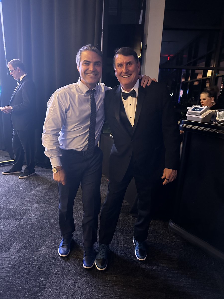 We had a great night last night at the Blue Shoe Ball put on by the Mike Slive Foundation! Men, early detection of prostate cancer is key! Talk to your doctor about your risk and get screened! 💙