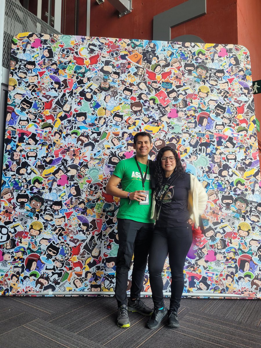 Rosmy91's tweet photo. #PlatziConf yo estoy en Platzi Conf https://t.co/I4WSceNfqC