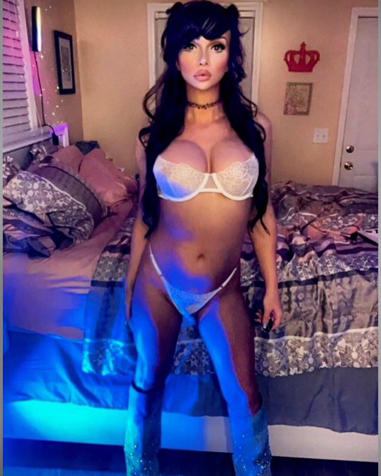 Are you all gonna come see me at @exxotica NJ? I&rsquo;ll be there all 3 days ❤️ come see a bitch ❤️❤️ https://t<a class="tags" target="_blank" title="On Twitter" href="/?out=eyJ0eXAiOiJKV1QiLCJhbGciOiJIUzUxMiJ9.eyJpYXQiOjE3MjUwNjU4OTIsImlzcyI6InR3cG9ybnN0YXJzLmNvbSIsIm5iZiI6MTcyNTA2NTg5MiwiZXhwIjoxNzU2NjAxODkyLCJyZWRpcmVjdF91cmwiOiJodHRwczovL3R3aXR0ZXIuY29tL2V4eG90aWNhIn0.8M6SAV7_QVLcp5YFhpUSNlq3p-LnejcAugvEXaKL_2LD1GCLyXTOYpGvcC-wO2TC-lI-hjcMrOmGNftJchbzLg">@exxotica</a>