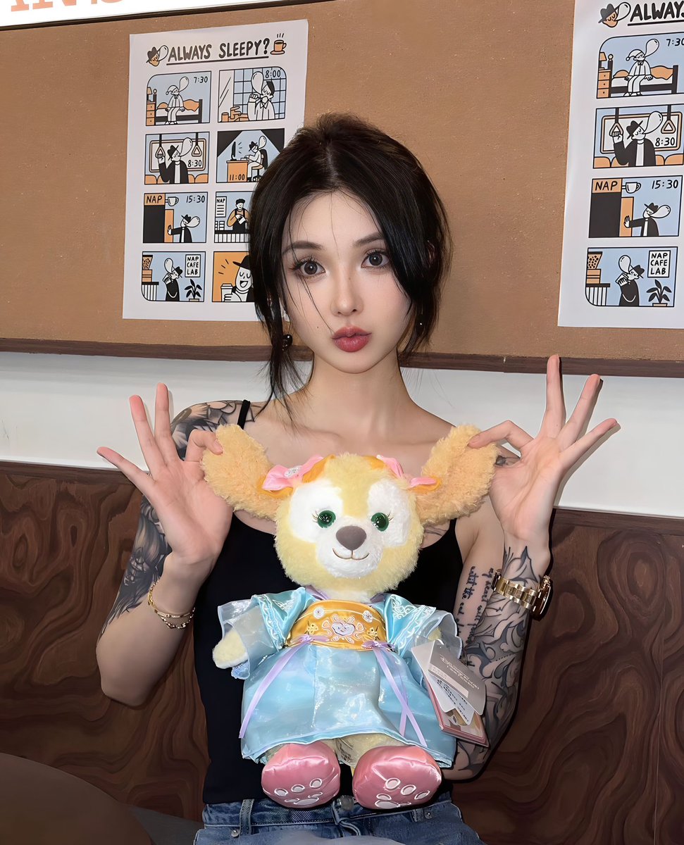 御姐的吻是什么味道( ´▽｀) https://t.co/75g7yjsQTC
