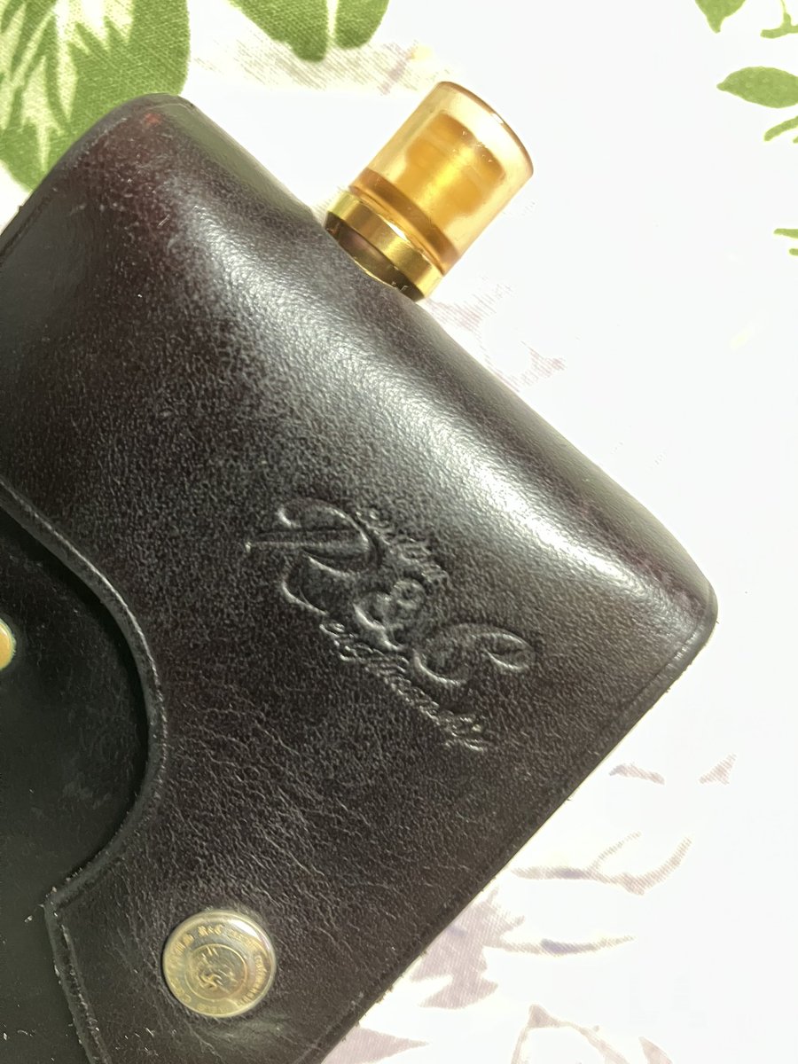 azarashi_yama's tweet image. 2個買ったアトマだーw
chulhuRTA V2を買ったのが初vapeのきっかけでしたw1番はハスターRDTA、まだ使ってますアレ？見覚えのあるドリチが今回の遠征で採用されてますな😇
コレがウルテムでgramさんのMTLキットにシンデレラフィットしたらハマるかもw
#gram #driptip #PVJ