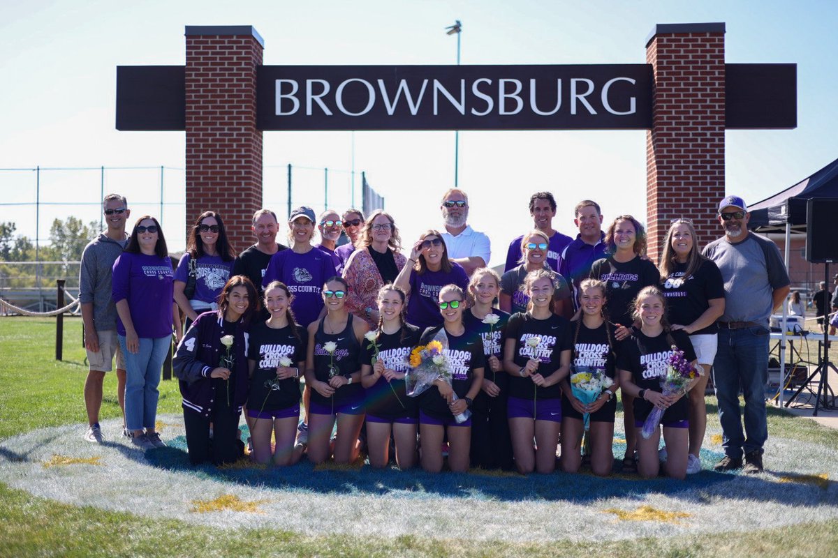 bhsdogs's tweet image. After the HCC championships meet we honored our @bhsdogsbxc and @BHSDogsGirlsXC  seniors for senior night this afternoon.

#Bulldogtough x #Bulldogstrong
