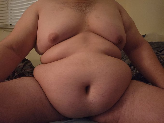 Not new but want more squishy body moots on my TL 😁 💗24 years old 💗Minors fuck off or I'll fuck your<a href="/tag/fat"class="tags"><span>#fat</span></a><a href="/tag/thicc"class="tags"><span>#thicc</span></a><a href="/tag/nsfwtwt"class="tags"><span>#nsfwtwt</span></a>