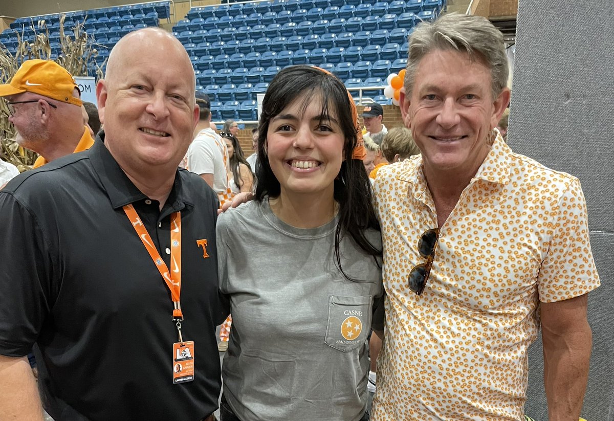 It’s Ag Day at <a href="/UTIAg/">UT Institute of Agriculture</a>, and every year it gets bigger and better! So happy to have our leaders <a href="/KC4UTIA/">Keith Carver</a> and <a href="/randyboyd/">Randy Boyd</a> join in on all the fun!! Go Vols!! #AgDay2023 <a href="/UTKnoxville/">UT Knoxville</a>