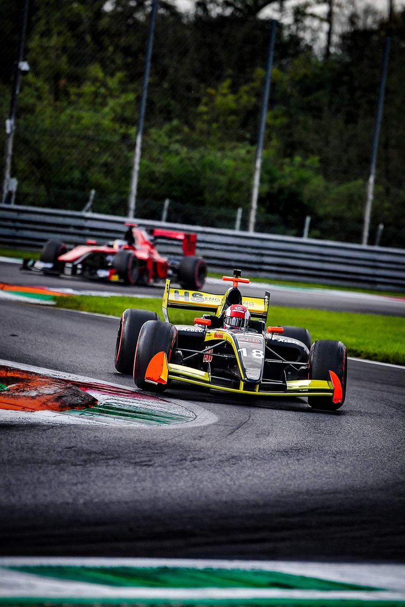 youfukashi1's tweet image. #Juju
#Juju野田樹潤
#BOSSGP
#MONZA
BOSS GP RACE 1 決勝10周。
少ないチャンスで　予選から順位を上げて
総合4位
クラス2位
化け物クラス初出場で　表彰台だぜ。
スゲェよ。