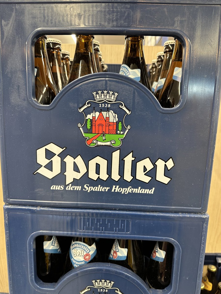 "Ihr seid alle Nazis!"

"Ihr seid alle linksgrün-versifft und wollt Deutschland zerstören!"

Jetzt brauch ich erstmal ein