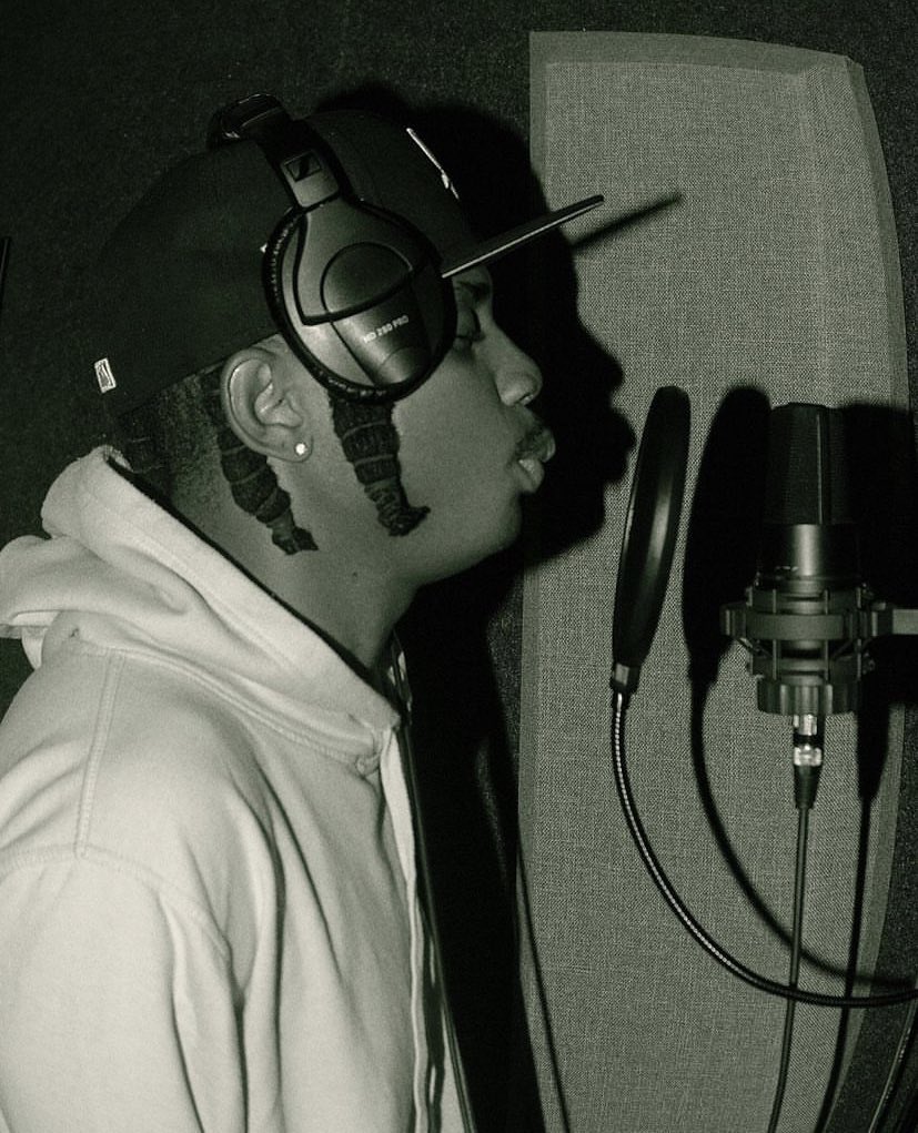 Spyshitta's tweet photo. It’s about that time ⏳
Album or EP ? 👀 https://t.co/PecDTSDNSW