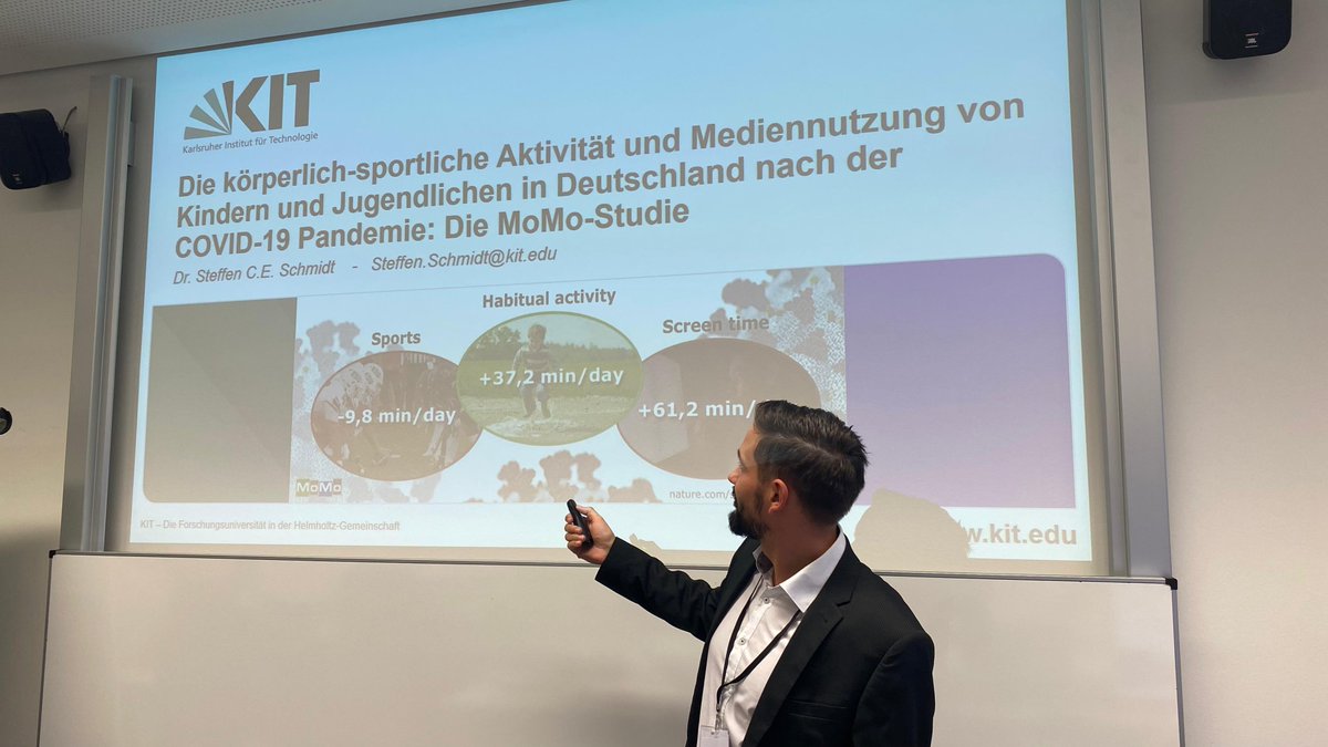 Haben diese Woche die aktuellen 2023er Daten zur ksA von Kindern und Jugendlichen in Bochum #dvs2023  vorgestellt.

-Sporttreiben wie vor COVID
-Alltagsaktivität ca. -10%
-Freizeitmediennutzung ca. +10%

Veröffentlichung ist in Arbeit.