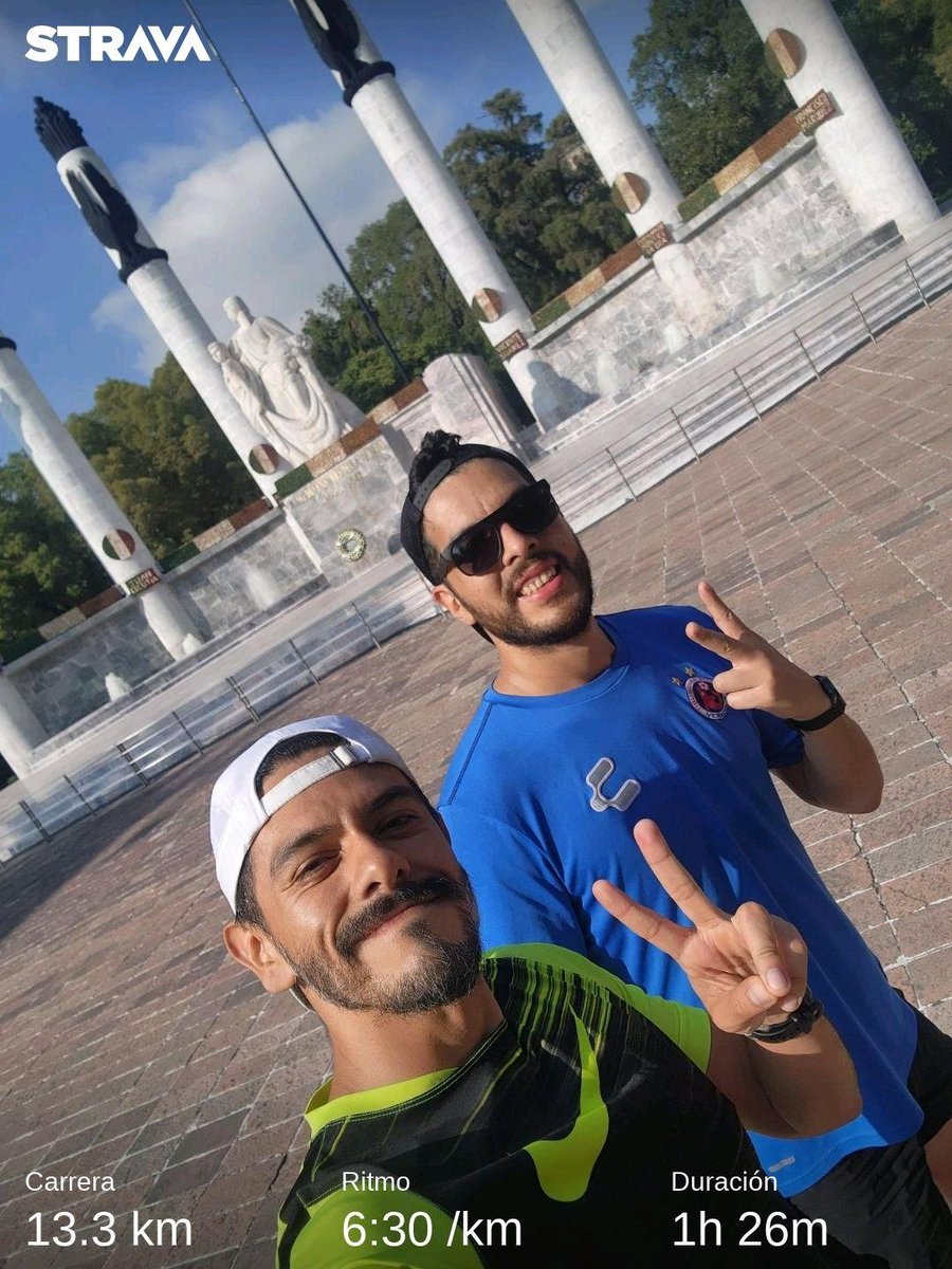 omar_warrior_'s tweet photo. Entrenando con @manulira07
Ruta Manolete
#runningcommunity #runningtime #runningday #runningboys #runningman #runningterritory #runningworld #runningcdmx #RunnersFriends https://t.co/11txenDkgT