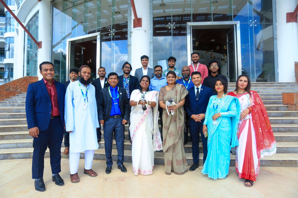 Y_Coalition's tweet photo. We observed 𝐈𝐧𝐭𝐞𝐫𝐧𝐚𝐭𝐢𝐨𝐧𝐚𝐥 𝐃𝐚𝐲 𝐨𝐟 𝐏𝐞𝐚𝐜𝐞 2023 at @daffodilvarsity jointly
200+ students were participated. 
✅Mrs. Nusrath Fathima Ghazzali, Deputy Chief of Mission @IOMBangladesh graced the event as the Chief Guest
@SweInstitute @unoy_peace @UNinBangladesh https://t.co/hZPBwiNpwm