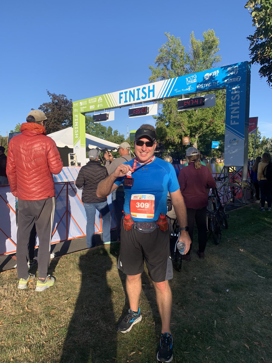 RCavagnol's tweet image. Absolutely perfect day for the @StLukesHealth #FitOneBoise. We are thrilled to support healthy lifestyles by giving participants a way to be active. Beautiful weather, great race. #healthylifestyle #BeActive