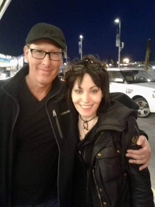 bobstelling's tweet image. Received in the mail today and watching @joanjett Bad Reputation, in last weekend before end of @dvdnetflix @netflix. #GetThroughMyQueue
Then see from Facebook that a friend from HS, who performed with her decades ago, wished her happy birthday yesterday. So happy birthday, Joan!