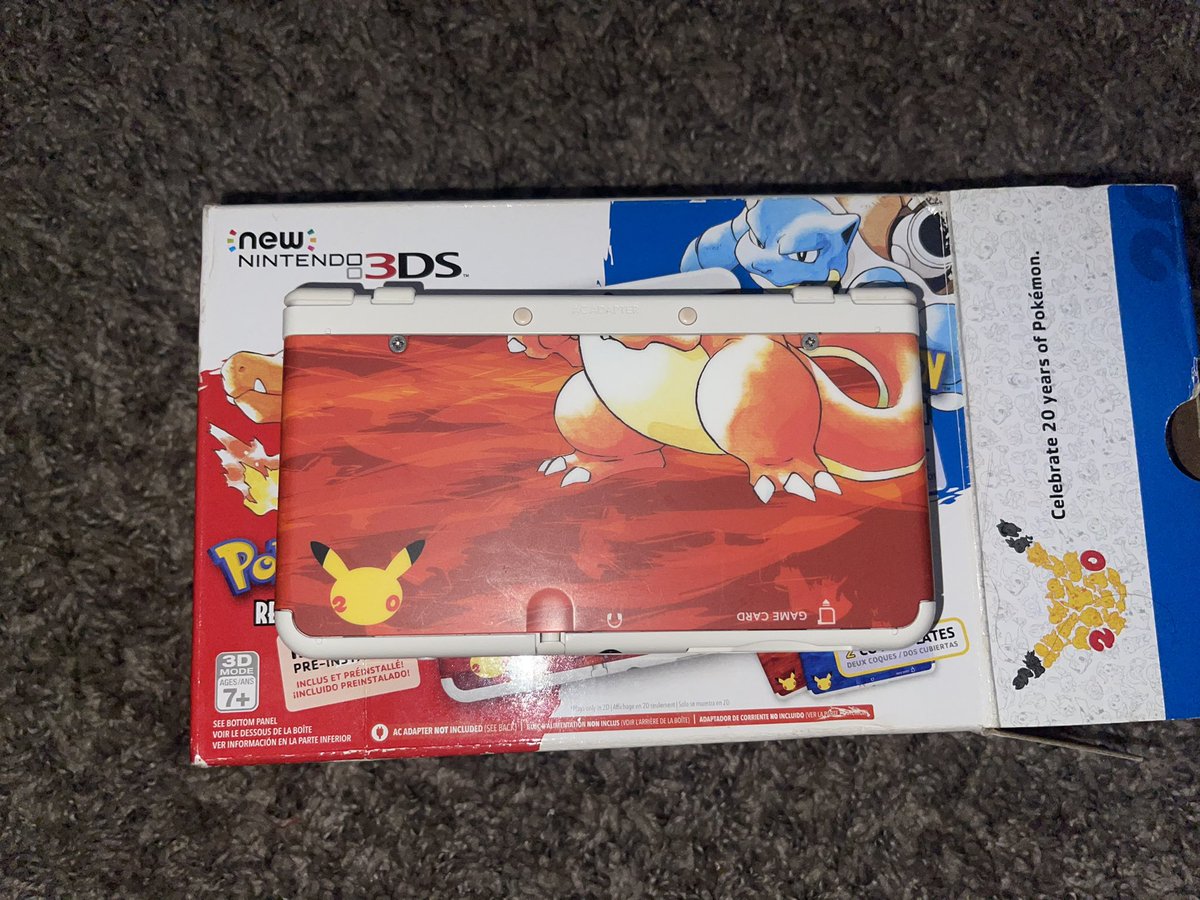 yuhwhatever's tweet photo. Pokemon 20th anniversary 3ds $675 shipped https://t.co/1zkWdvK2S2