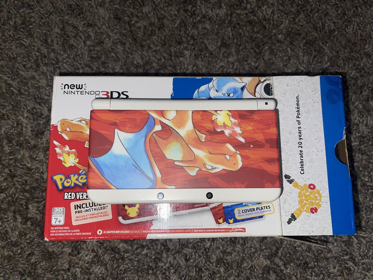yuhwhatever's tweet photo. Pokemon 20th anniversary 3ds $675 shipped https://t.co/1zkWdvK2S2