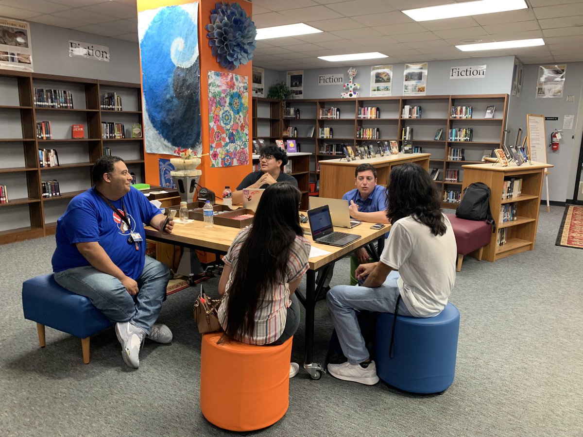 Great work today <a href="/northbrookhigh/">Northbrook High School</a> at the college application workshop! Great turnout! #Classof2024 <a href="/SBISD/">Spring Branch ISD</a>
