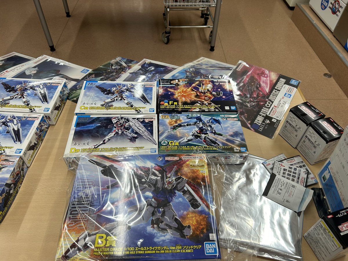 MUUCH0314's tweet photo. 大勝利
ガンプラ作らんとなぁ https://t.co/a6gmui0IBR
