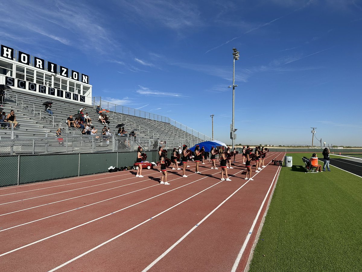 Ale_ClintISD's tweet photo. Some FALCON football π and volleyball π this morning! Great job FALCONS! @REMS_FALCONS #FalconsGameOn https://t.co/5JO3RcH7qk