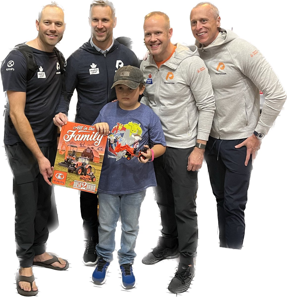 Reid got to meet his favourite team. Thank you guys , you made is day. ⁦<a href="/TeamGushue/">Team Gushue</a>⁩ ⁦<a href="/KubotaCanadaLtd/">Kubota Canada</a>⁩