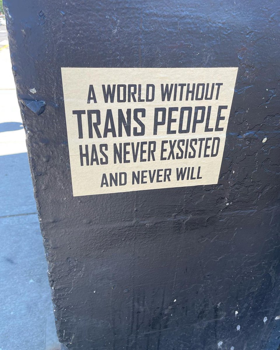 Does anyone know the artist? I would like 1000 of these to remind people.