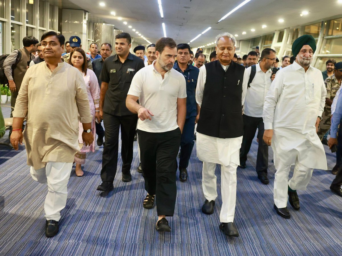 omprakash meena (@omprakashmeen16) on Twitter photo राजस्थान प्रदेश कांग्रेस कमेटी के नए कार्यालय की आधारशिला रखने एवं कार्यकर्ता सम्मेलन हेतु जयपुर पहुंचे <a href="/RahulGandhi/">Rahul Gandhi</a> <a href="/kharge/">Mallikarjun Kharge</a> जी का राजस्थान में हार्दिक अभिनन्दन ।
<a href="/ashokgehlot51/">Ashok Gehlot</a>
<a href="/_Team_LS/">Team Lokesh Sharma</a>
<a href="/_lokeshsharma/">Lokesh Sharma</a>
<a href="/RajCMO/">CMO Rajasthan</a>
<a href="/RajGovOfficial/">Government of Rajasthan</a>
<a href="/RG_Yuva_Mitra/">RG Yuva Mitra</a>
<a href="/plmeenaINC/">Parsadi Lal Meena</a>
<a href="/Harish_meena12/">HARISH MEENA</a> राजस्थान प्रदेश कांग्रेस कमेटी के नए कार्यालय की आधारशिला रखने एवं कार्यकर्ता सम्मेलन हेतु जयपुर पहुंचे <a href="/RahulGandhi/">Rahul Gandhi</a> <a href="/kharge/">Mallikarjun Kharge</a> जी का राजस्थान में हार्दिक अभिनन्दन ।
<a href="/ashokgehlot51/">Ashok Gehlot</a>
<a href="/_Team_LS/">Team Lokesh Sharma</a>
<a href="/_lokeshsharma/">Lokesh Sharma</a>
<a href="/RajCMO/">CMO Rajasthan</a>
<a href="/RajGovOfficial/">Government of Rajasthan</a>
<a href="/RG_Yuva_Mitra/">RG Yuva Mitra</a>
<a href="/plmeenaINC/">Parsadi Lal Meena</a>
<a href="/Harish_meena12/">HARISH MEENA</a>