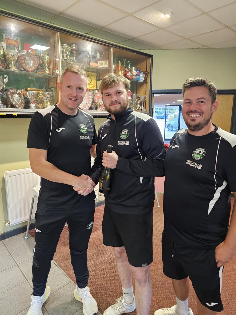 Today's Edmundson Electrical Man of the Match goes the Brad Cherrett.

Brad is available to sponsor. Contact: hamrecsponsors@outlook.com 

#UpTheRec