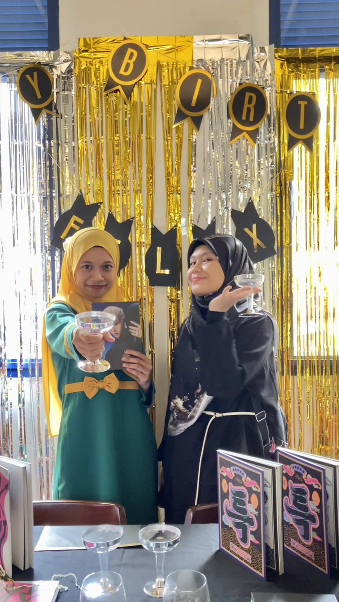 faXuwu's tweet photo. happy belated birthday u🌹
#thefelixsgambit @thefelixsgambit #SunshineDay23 https://t.co/2rkH8ajHqJ
