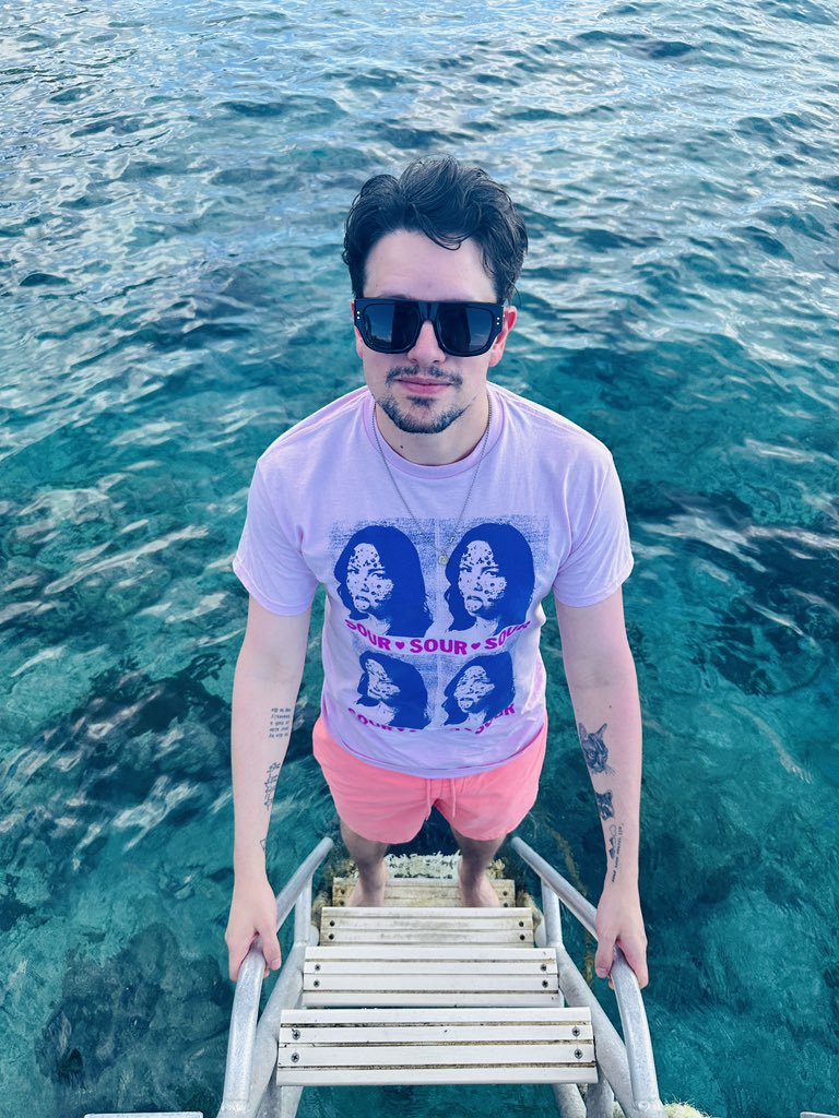 LassoMusica's tweet photo. https://t.co/KwuwilOGqd