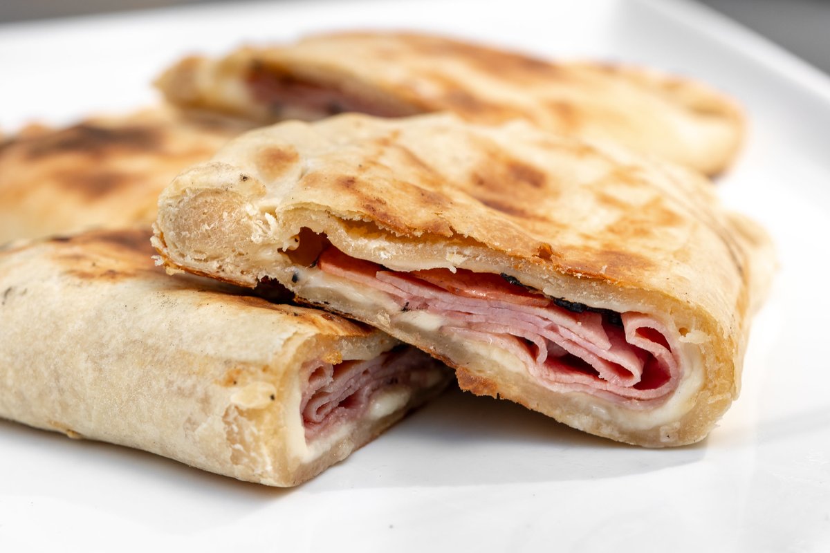 When I served these tortillias a la parrilla to my friends, I jokingly asked, "Who wants a Hot Pocket?" But that sells these Northern Argentinian snacks short because the grill really gives them a unique and extra-tasty quality. bit.ly/48omB0D