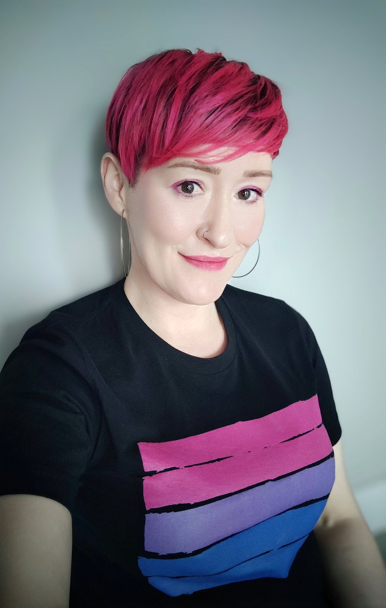 Dr_Kelly_C's tweet photo. Happy #BiVisibilityDay π©·ππ
Bi folks are still bi even when in what looks like a heteronormative relationship, they're still bi in what looks like a gay relationship, and they're still bi when they're not dating anyone #biweek #bivisability #bipride https://t.co/9FoWtqyde6