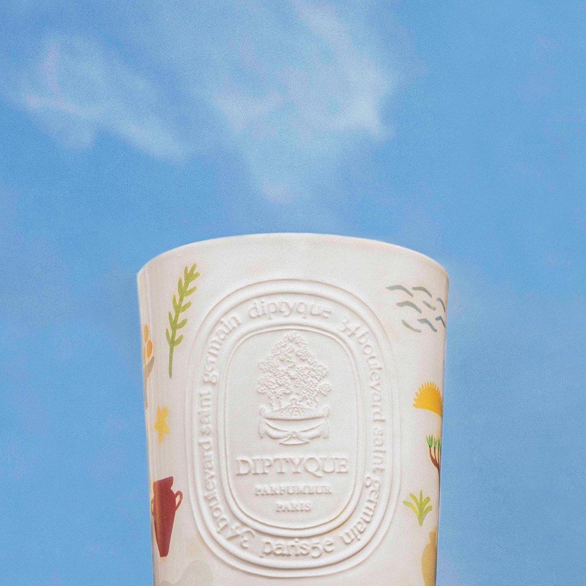 Goodbye summer. Here are some last warm rays from <a href="/erik/">erik</a>.winkowski's fragrance and candle collaboration with <a href="/diptyque/">diptyque</a>.

#bigactiveartists #erikwinkowski #diptyque #diptyqueparis #ilio #summercollection #fragrance #summer #collaboration #candles
#scent #summertime #sun #beach